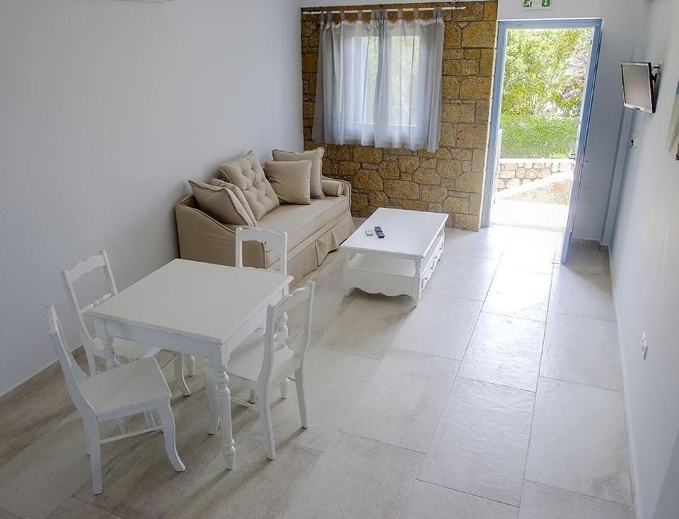 Golden Villas 斯陶帕 外观 照片